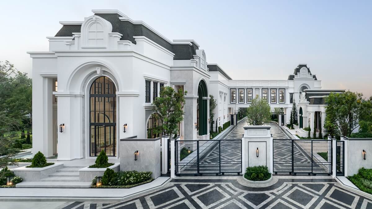 The Palazzo Pinklao Barom