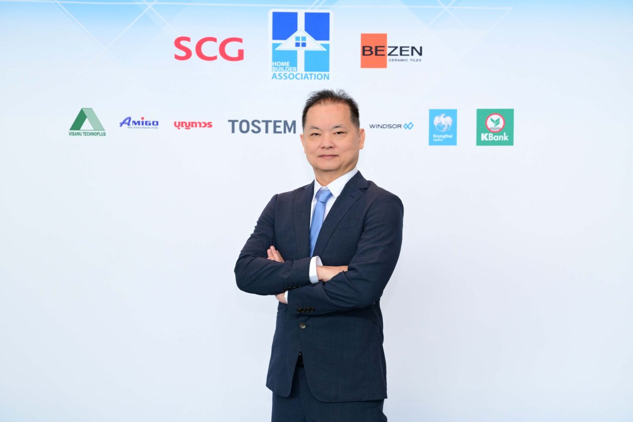 นายอนันต์กร อมรวาที นายกสมาคมธุรกิจรับสร้างบ้าน