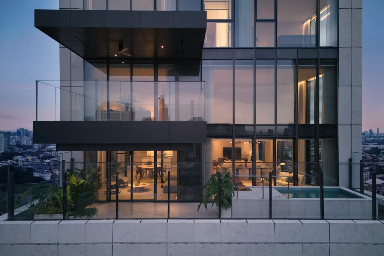 SCOPE Thonglor Triplex Drone