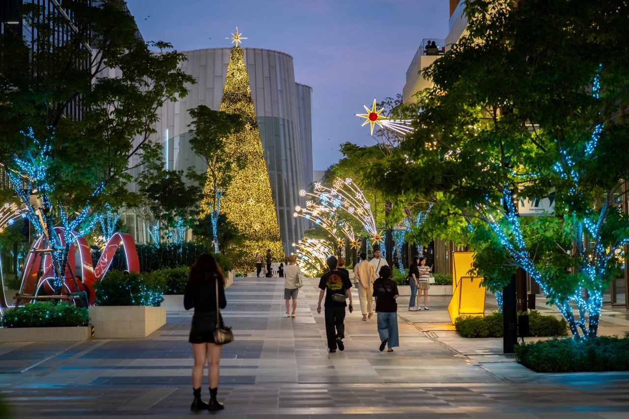 ONE BANGKOK ONEDEROUS CHRISTMAS The Onedertale Christmas ขนาดใหญ่