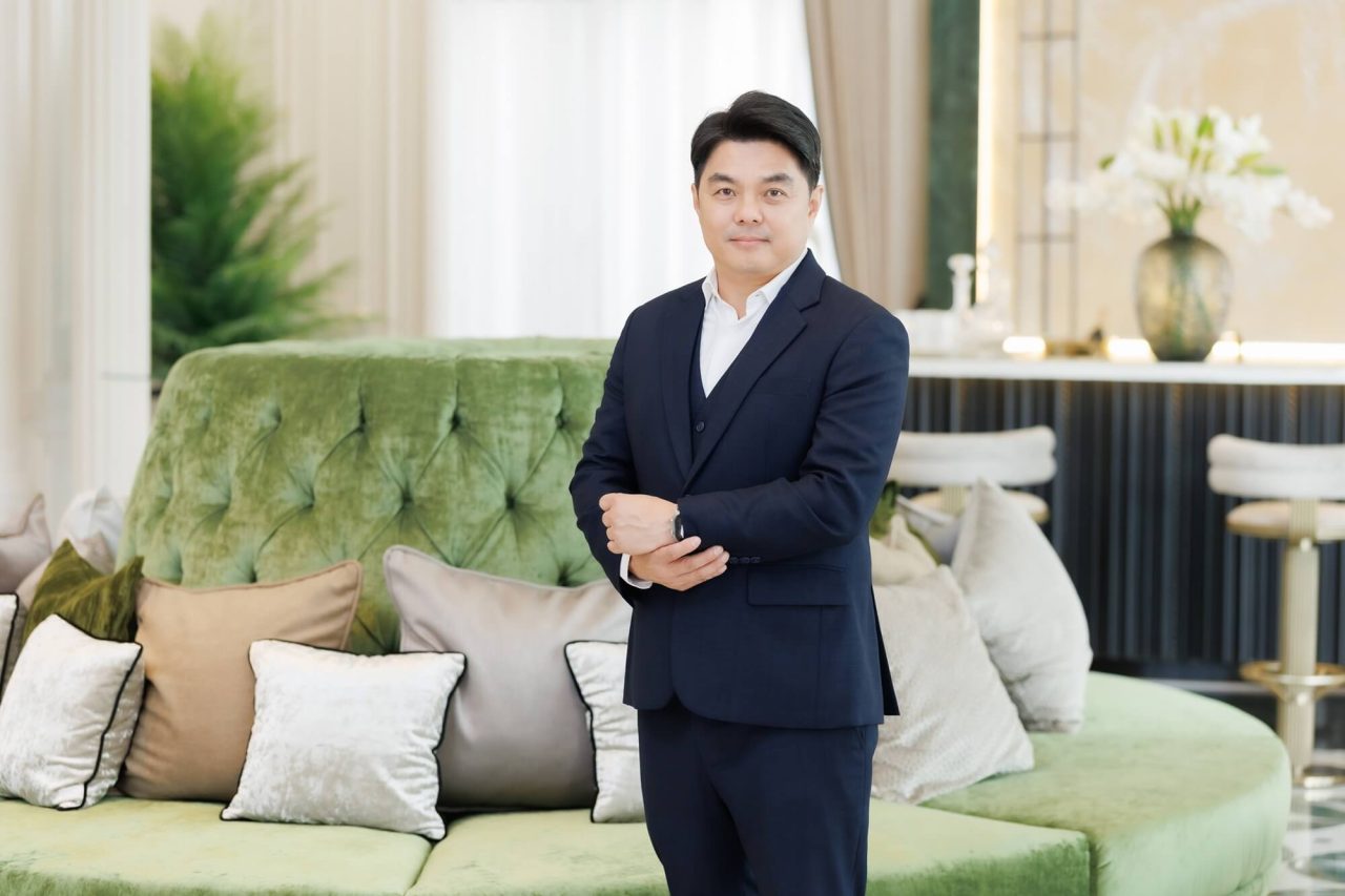 นายธิติเมศร์ สุขุมาลพันธ์