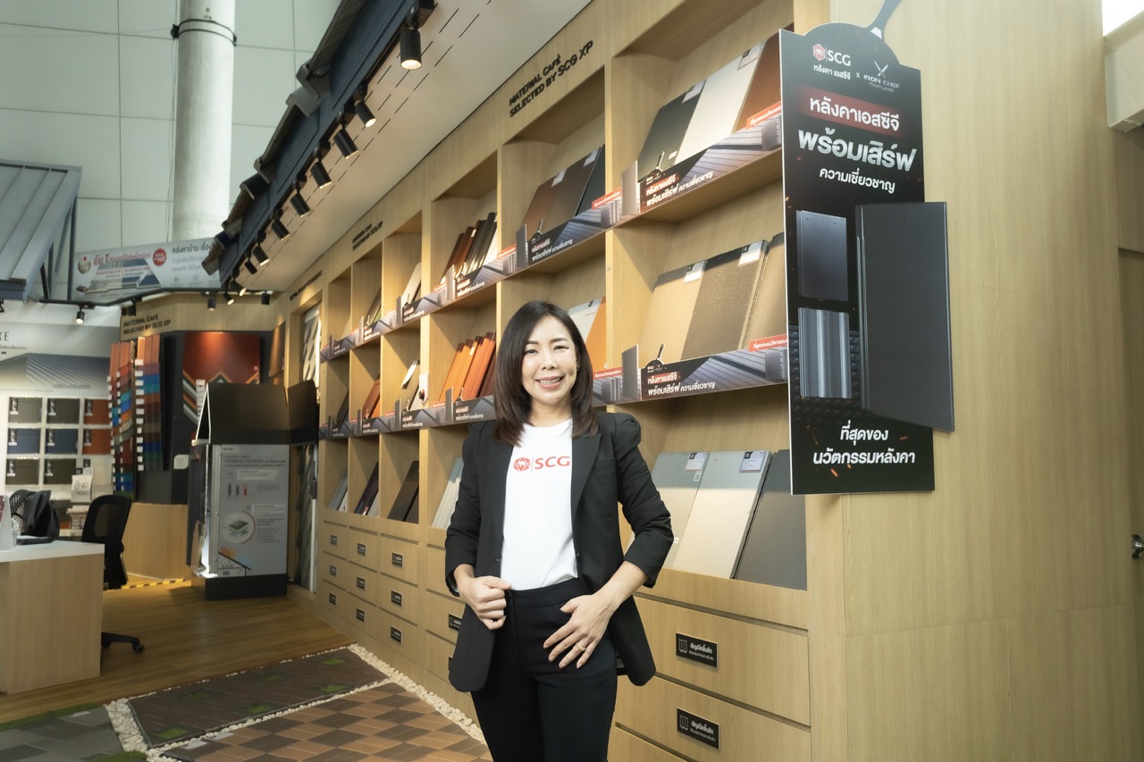 คุณศิรินทร์ อัศวพัฒนานนท์ Portfolio Marketing Director Housing Product Solution Business ขนาดใหญ่