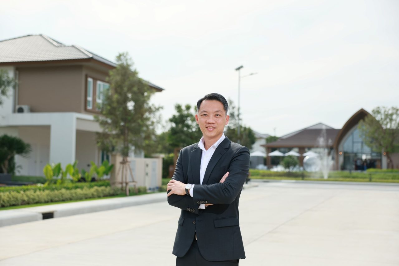 คุณไตรเตชะ ตั้งมติธรรม