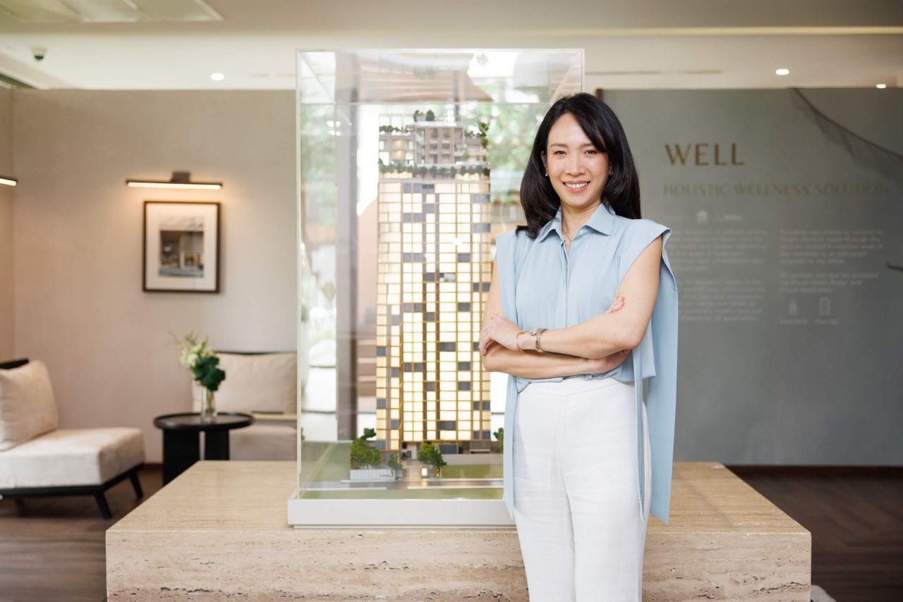 พราวพุธ ลิปตพัลลภ