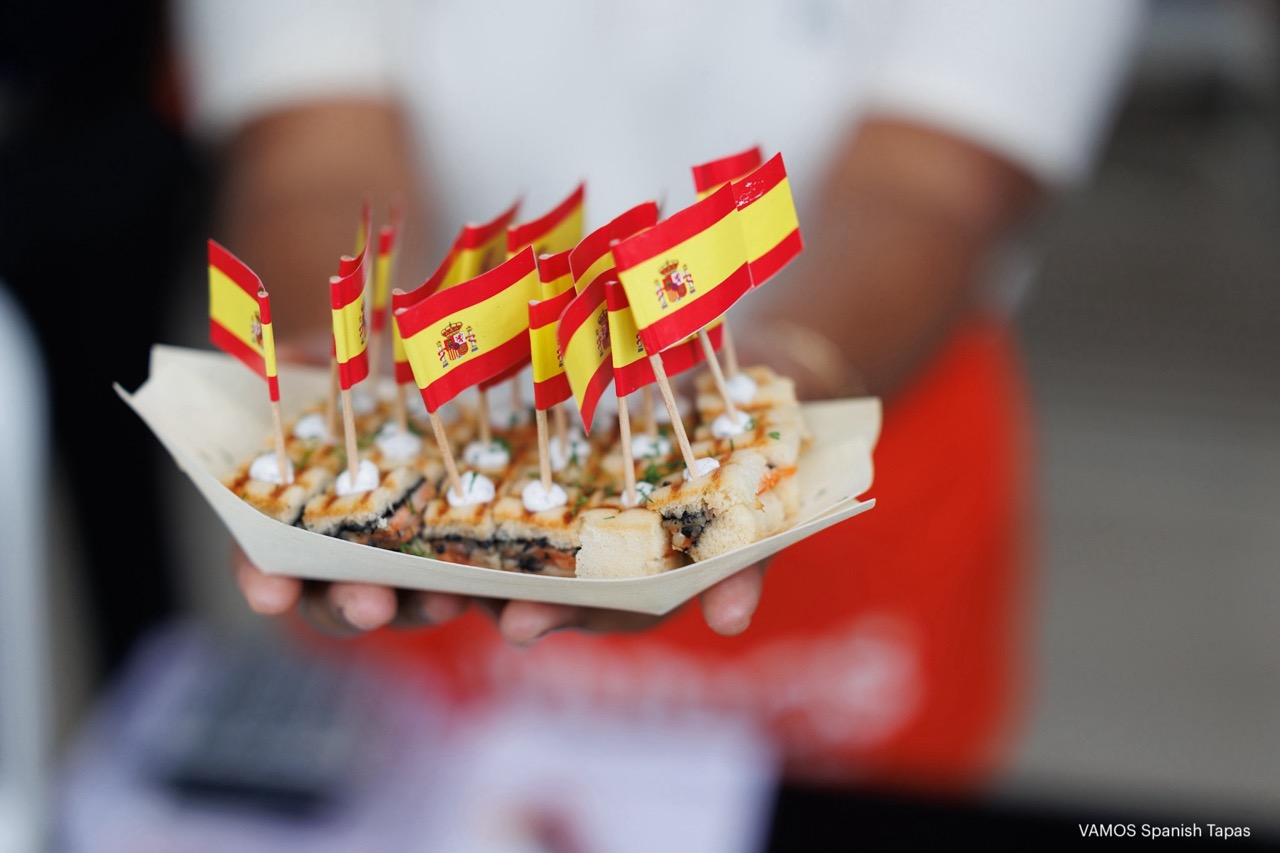 Vamos Spanish Tapas Bar ขนาดใหญ่