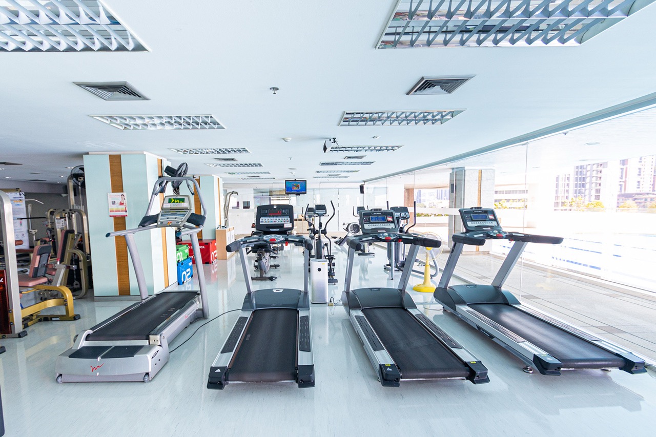 ศูนย์มีดี ขนาดใหญ่