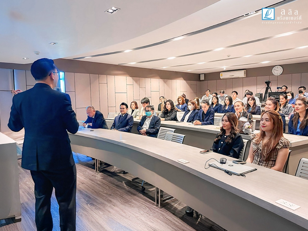 ภาพข่าวรถไฟฟ้าทางด่วน