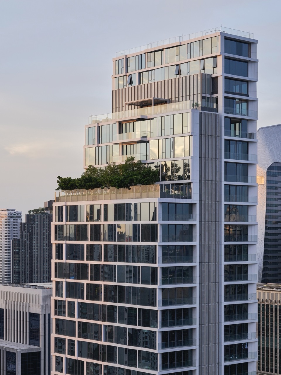 SCOPE LS Exterior ขนาดใหญ่