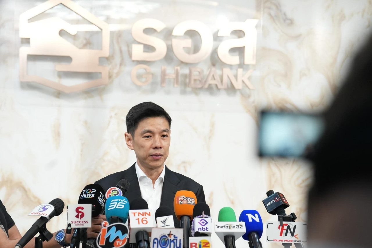 ดร มหัทธนะ อัมพรพิสิฏฐ์ ธอส