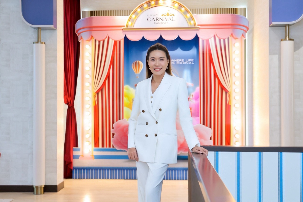นางสาวพชร ประพันธ์วัฒนะ กรรมการผู้จัดการอาวุโสขนาดใหญ่