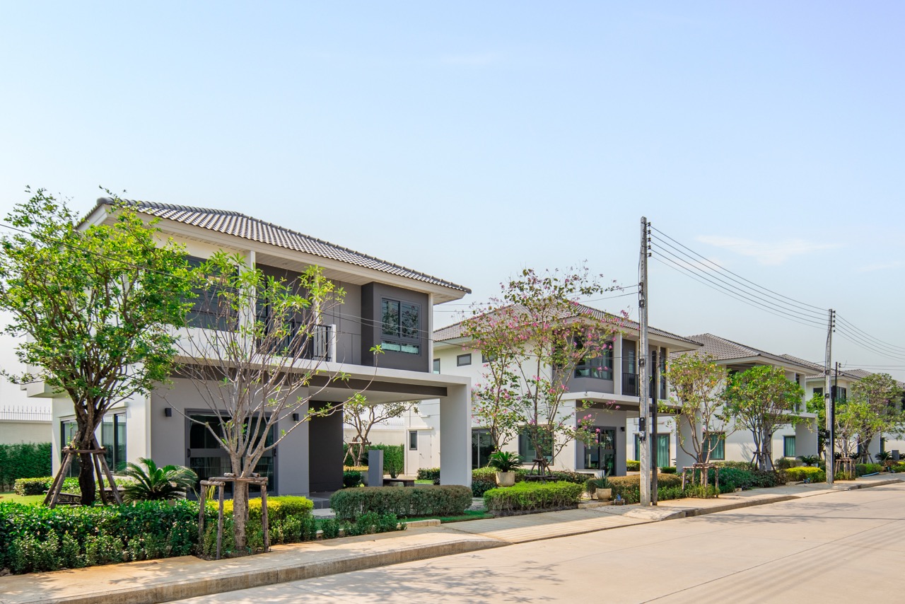 HEAT IT UP ซัมเมอร์นี้ ลดเยอะสุด! ขนาดใหญ่