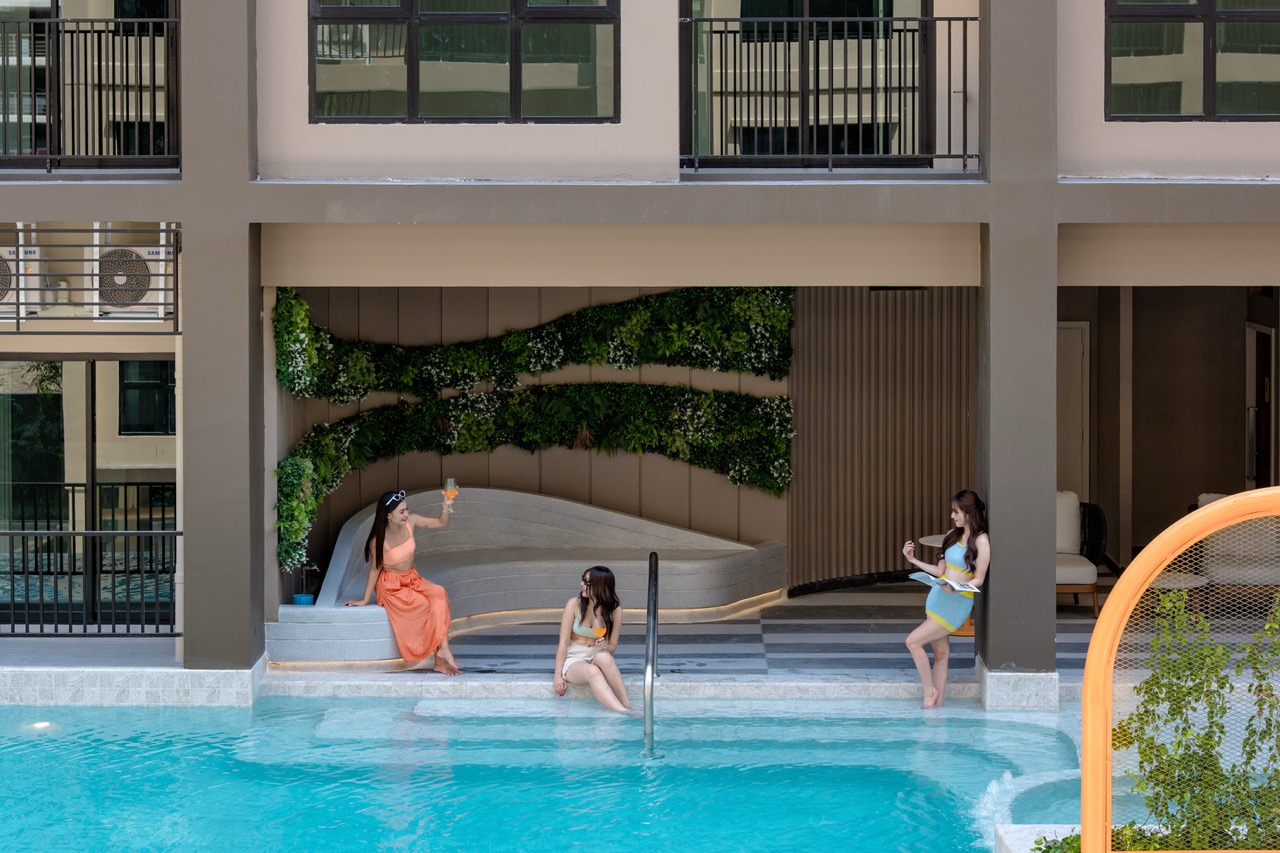 Sense Pool ขนาดใหญ่