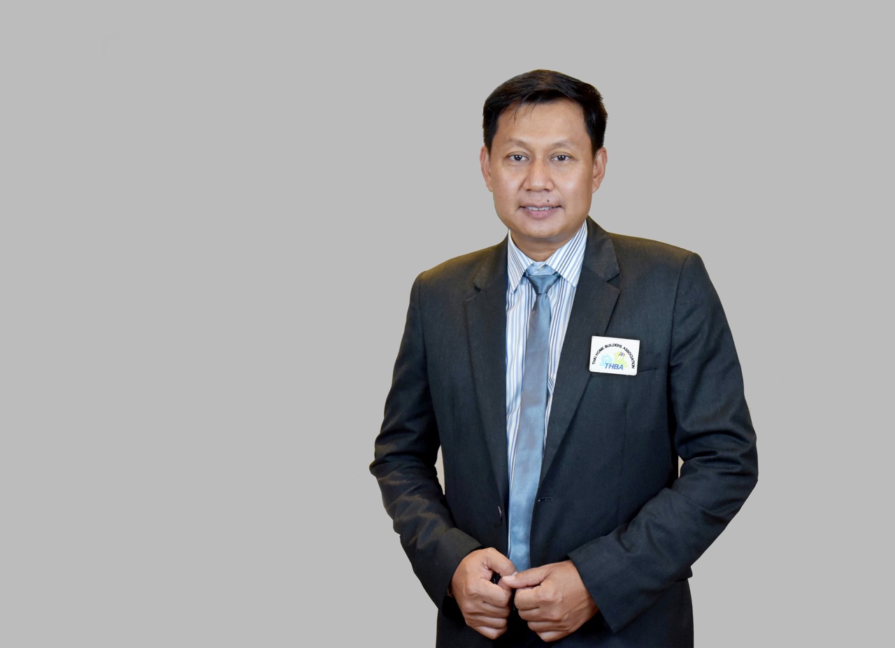 นิรัญ โพธิ์ศรี ขนาดใหญ่