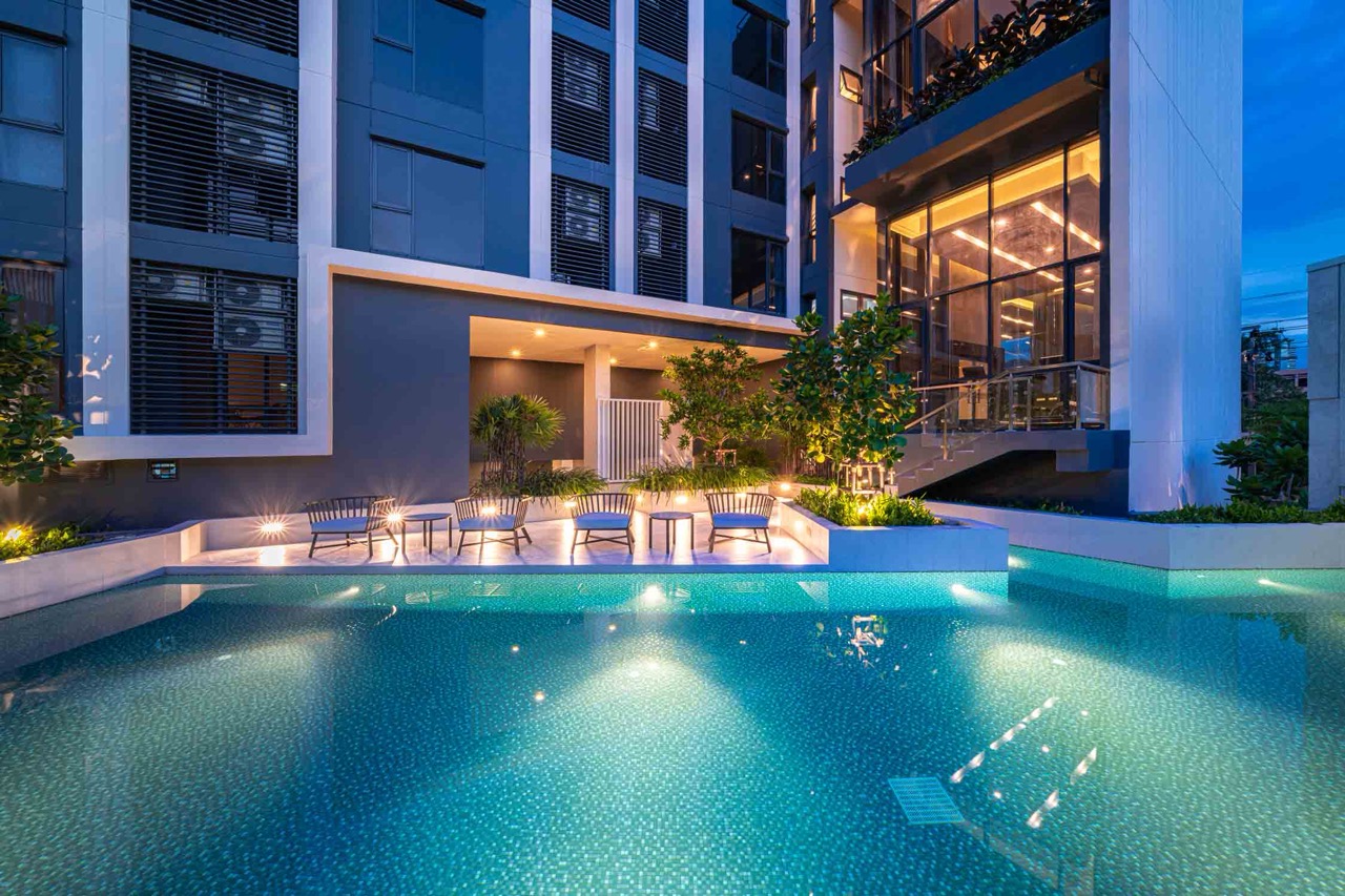 CIELA Charoen Nakhon Swimming Pool Grand Unity ขนาดใหญ่